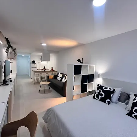 Sunny Apto Castle Harbour Apartman